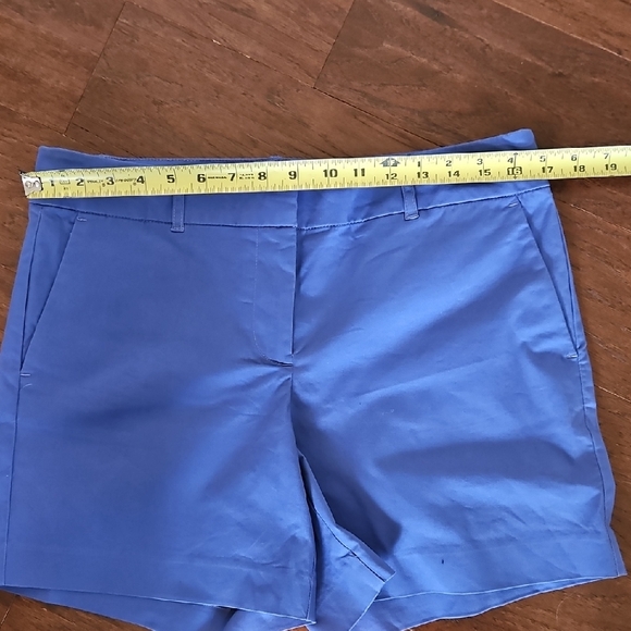Ann Taylor size 8 Women's Blue Shorts - Picture 3 of 6